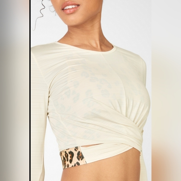 NWT Fabletics Cream Tie Front Crop Top with Animal Print. Size S. - Picture 2 of 2